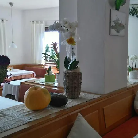 Haselried Aparthotel Tirol