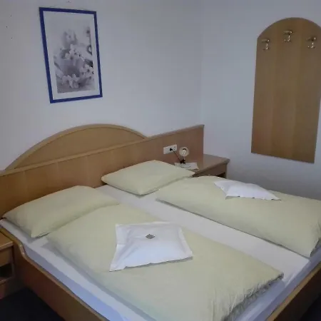 Haselried Aparthotel Tirol